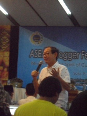 Pak Hermawan Kartajaya