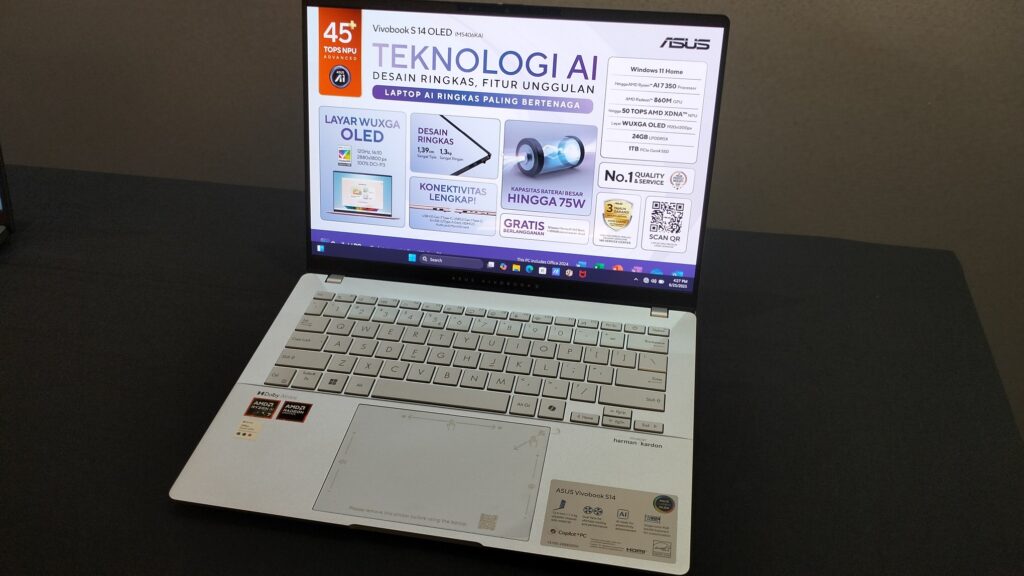 Laptop ASUS AI