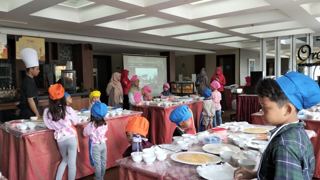 Keseruan Cooking Class Dafam Hotel Cilacap 